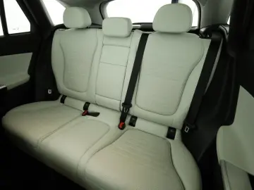 GLC 300 d 4M AMG*Pano*Airmatic*Memory*Digi-Light