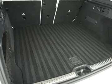 GLC 300 d 4M AMG*Pano*Airmatic*Memory*Digi-Light