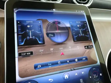 GLC 300 d 4M AMG*Pano*Airmatic*Memory*Digi-Light