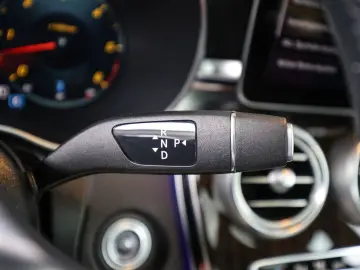 GLC 400 d 4M AMG Line AHK Distr. LED Pano HUD Na