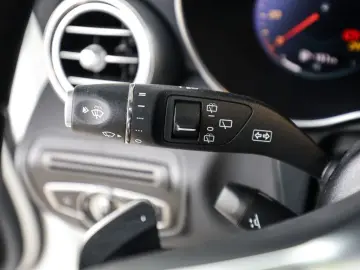 GLC 400 d 4M AMG Line AHK Distr. LED Pano HUD Na