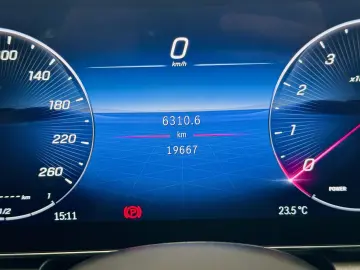 GLC 300 4M AMG Night Pano Memory 360°-K AHK KEYL