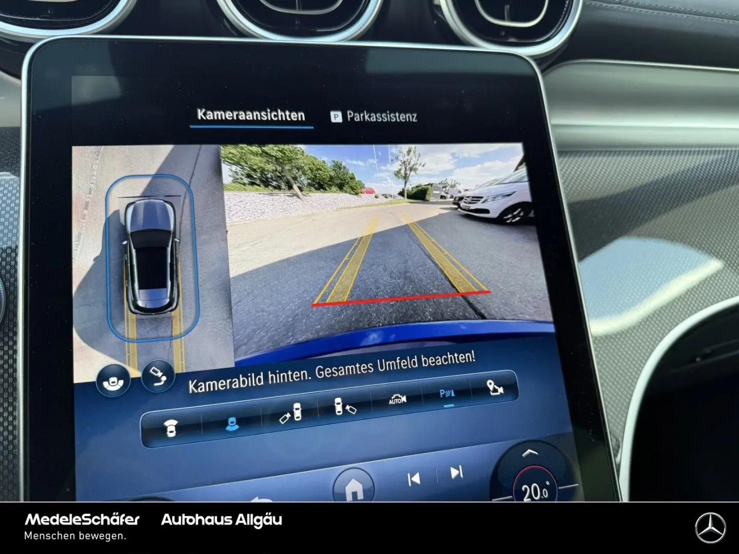 GLC 300 d 4M AMG Airmatic LEDER AHK Standh. NP91