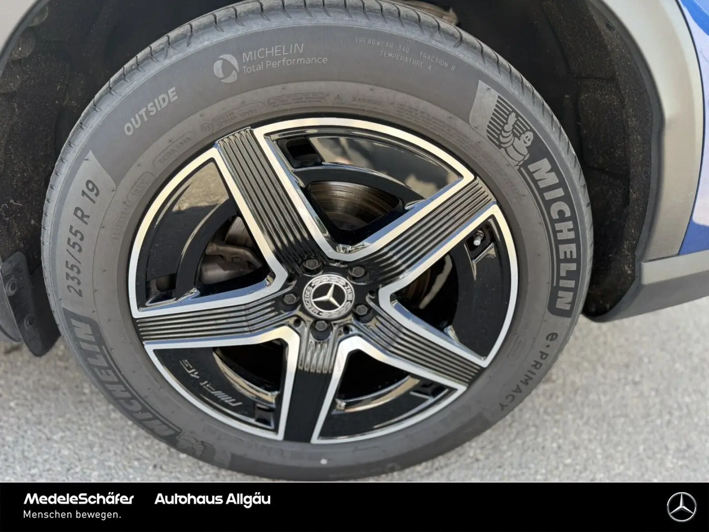 GLC 300 d 4M AMG Airmatic LEDER AHK Standh. NP91