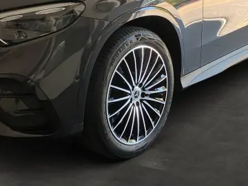 GLC 220 d 4Matic AMG+PANO+AHK+PARK+DIST+DIGITAL