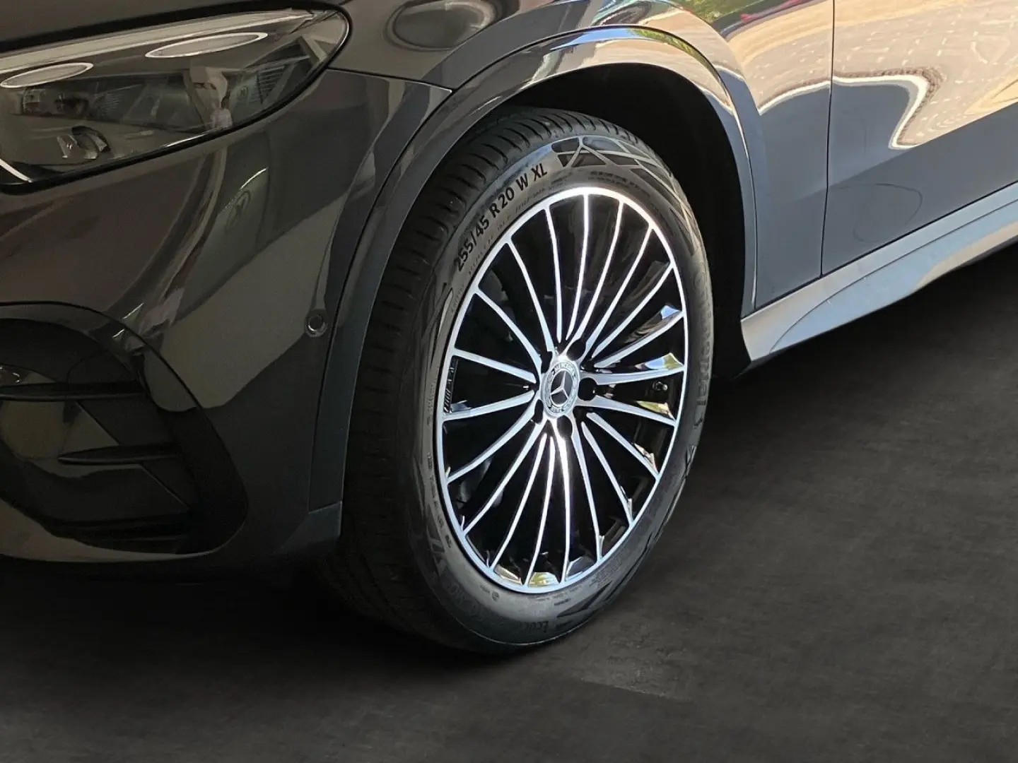 GLC 220 d 4Matic AMG+PANO+AHK+PARK+DIST+DIGITAL