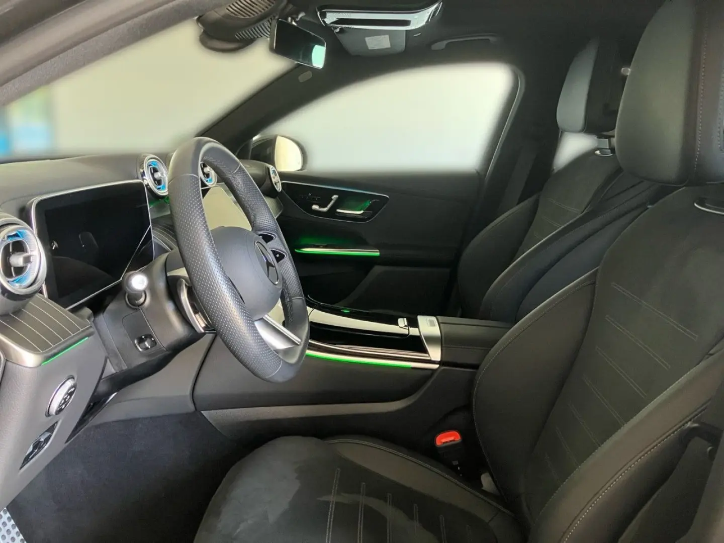 GLC 220 d 4Matic AMG+PANO+AHK+PARK+DIST+DIGITAL