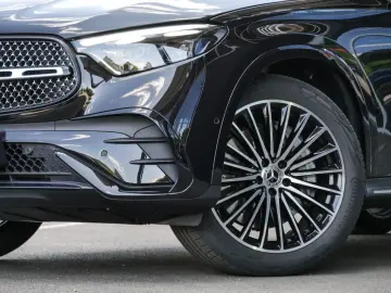 GLC 300 4MATIC |AMG|NIGHT|KEYL|NAVI|PANO|BURM|LM