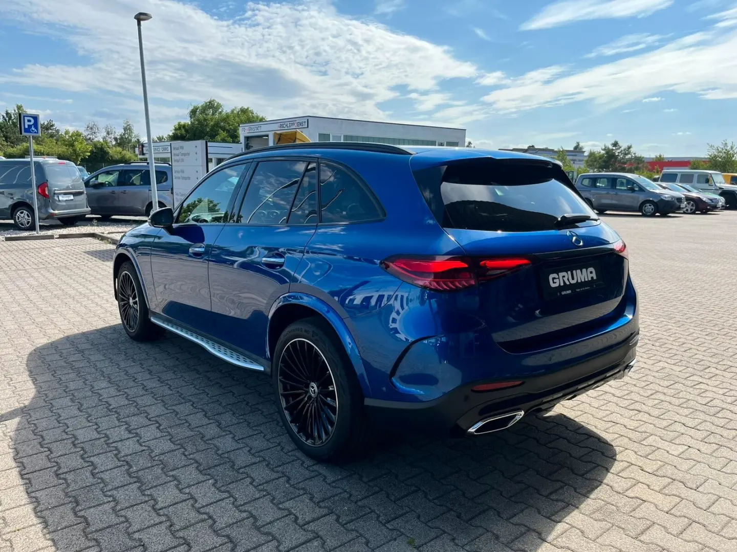 GLC 300 d 4M AMG+Night+HUD+Burm+Distr+DigiLight+