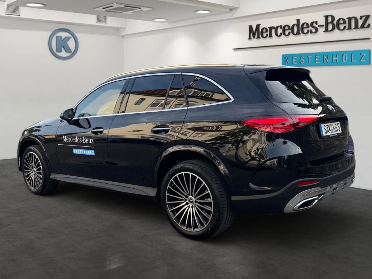 GLC 300 d 4Matic Edition AMG+AHK+PANO+MEMORY