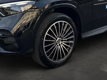 GLC 300 d 4Matic Edition AMG+AHK+PANO+MEMORY