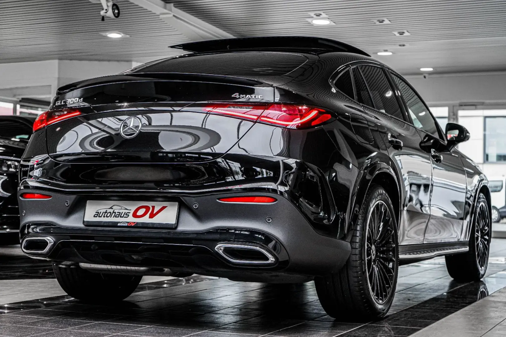 GLC 300d*Coupe*AMG*HUD*AirBod*360*ACC*Massage*SD