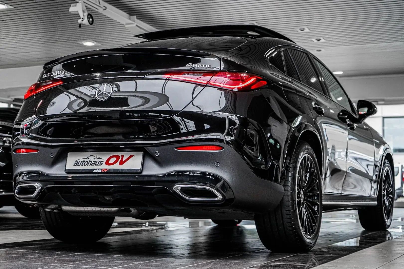 GLC 300d*Coupe*AMG*HUD*AirBod*360*ACC*Massage*SD