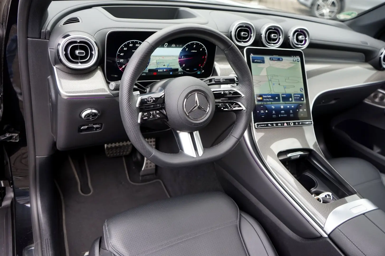 GLC 300d*Coupe*AMG*HUD*AirBod*360*ACC*Massage*SD