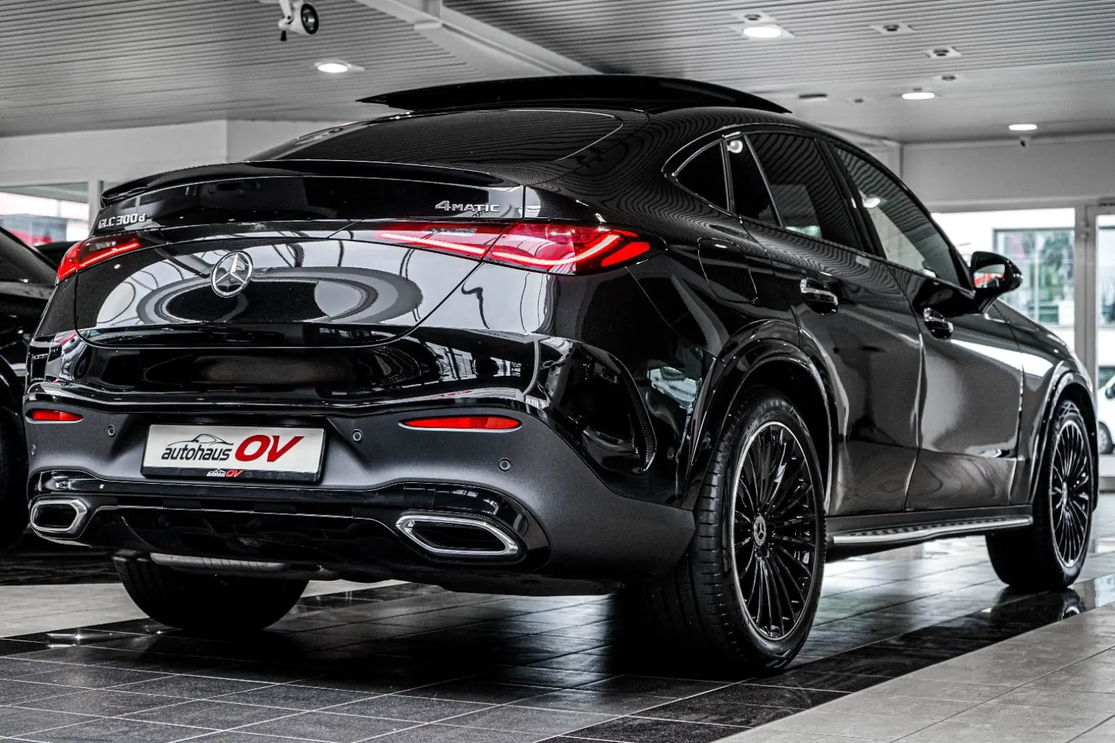GLC 300d*Coupe*AMG*HUD*AirBod*360*ACC*Massage*SD