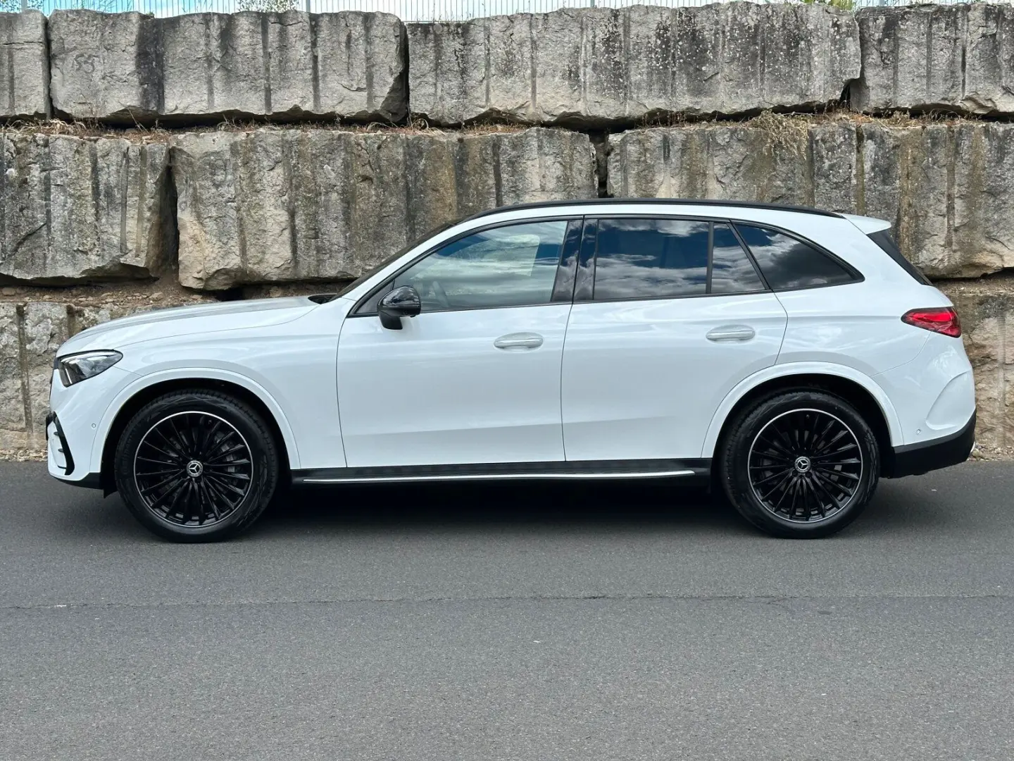 GLC 300d 4M AMG+PREMIUM+STANDHZG.+AHK+LEDERBRAUN