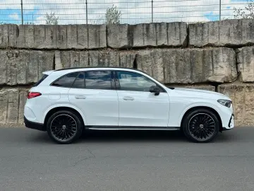 GLC 300d 4M AMG+PREMIUM+STANDHZG.+AHK+LEDERBRAUN