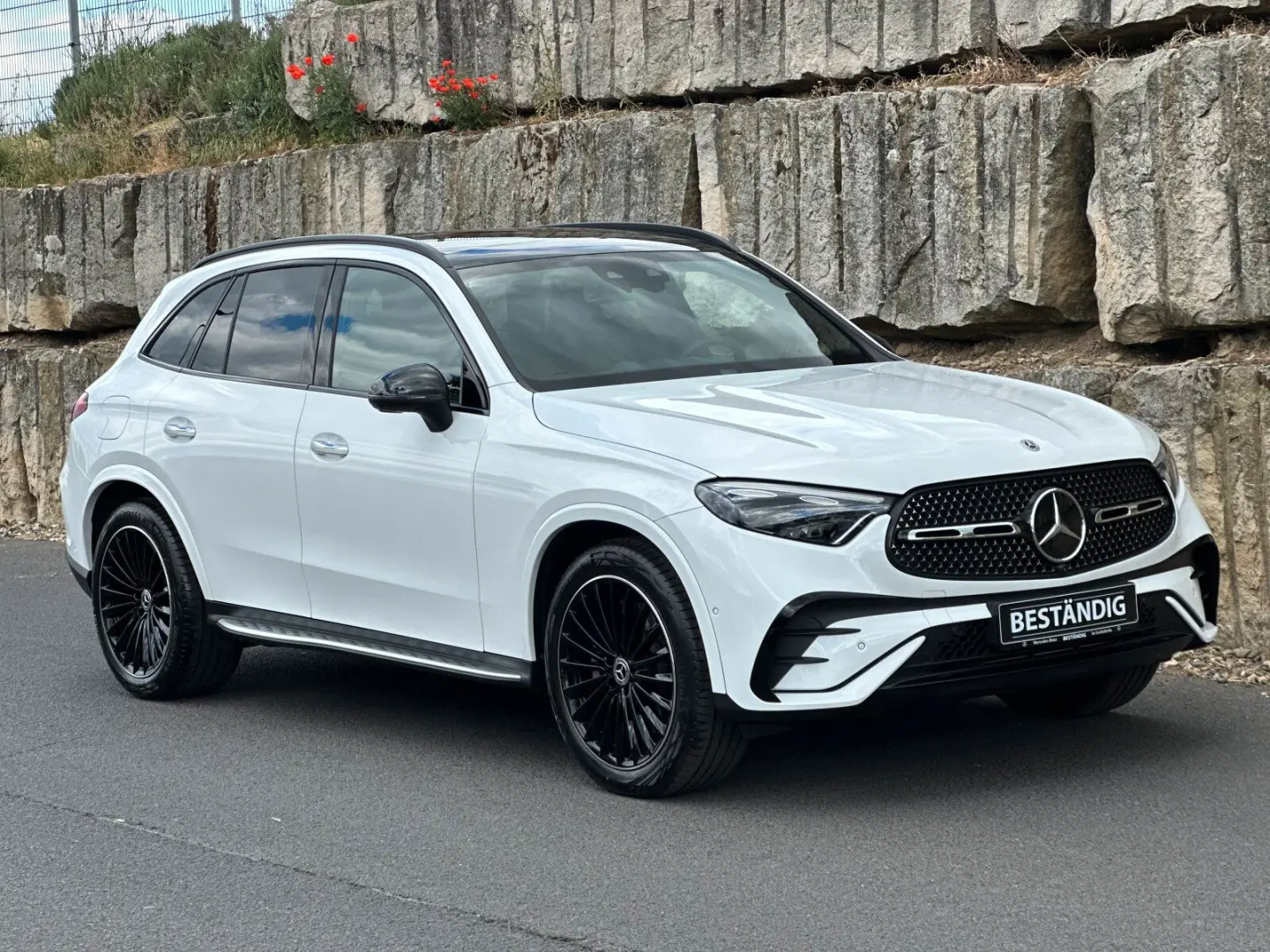 GLC 300d 4M AMG+PREMIUM+STANDHZG.+AHK+LEDERBRAUN