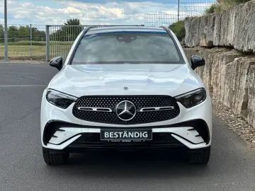 GLC 300d 4M AMG+PREMIUM+STANDHZG.+AHK+LEDERBRAUN