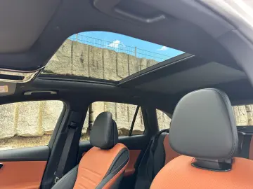 GLC 300d 4M AMG+PREMIUM+STANDHZG.+AHK+LEDERBRAUN