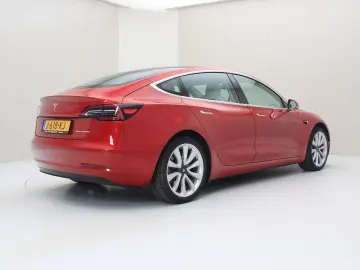 Model 3 Long-Range AWD 351pk 75 kWh [ AUTOPILOT+