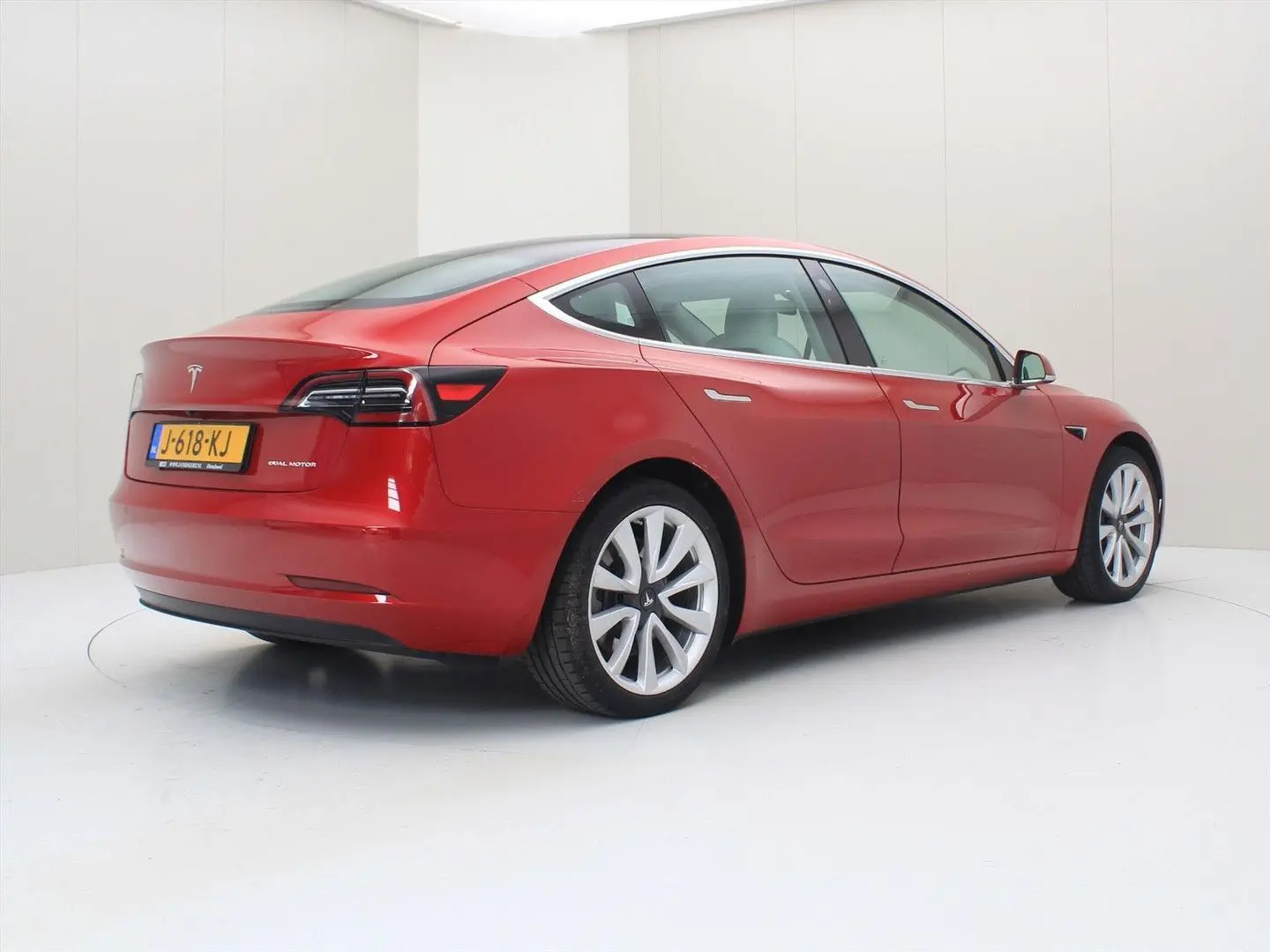 Model 3 Long-Range AWD 351pk 75 kWh [ AUTOPILOT+