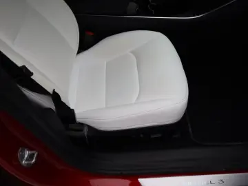 Model 3 Long-Range AWD 351pk 75 kWh [ AUTOPILOT+