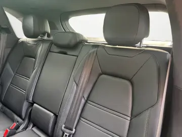 Cayenne E-Hybrid | Surround View | Panorama |