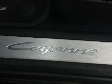 Cayenne E-Hybrid | Surround View | Panorama |