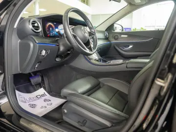 Mercedes-Benz E 300 e 9G-Tronic 