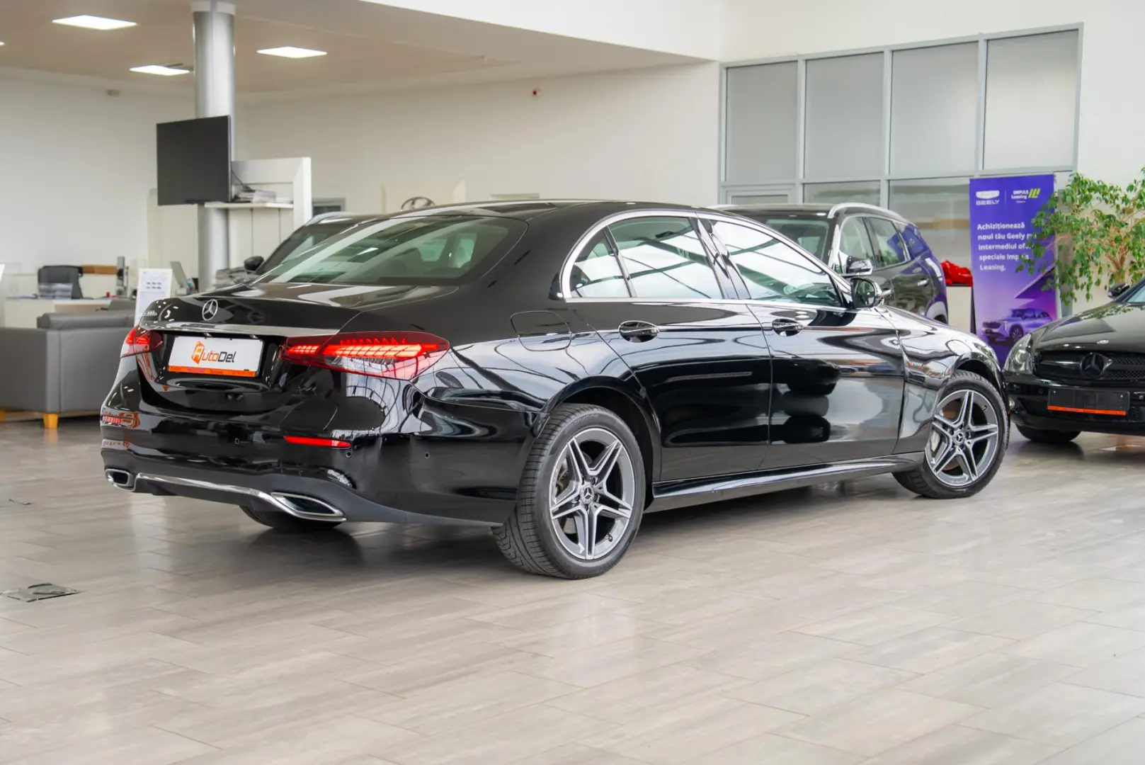 Mercedes-Benz E-Class 300 e 9G-Tronic  AMG Line