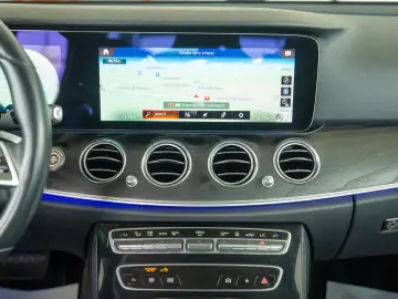 Mercedes-Benz E-Class 300 e 9G-Tronic  AMG Line