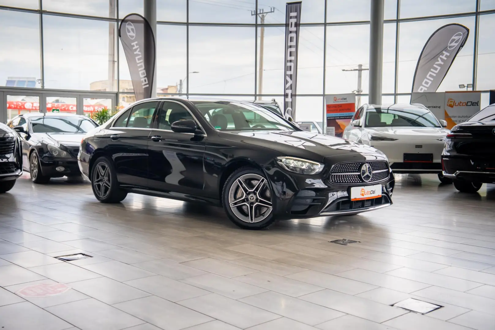 Mercedes-Benz E-Class 300 e 9G-Tronic  AMG Line