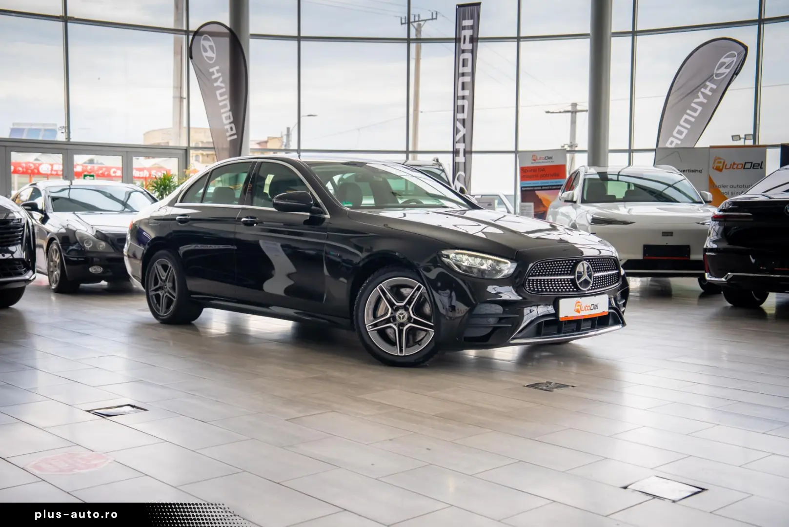 Mercedes-Benz E-Class 300 e 9G-Tronic  AMG Line