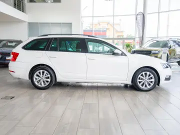 Skoda Octavia 1.6TDI DSG7 Combi 