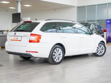 Skoda Octavia 1.6TDI DSG7 Combi 