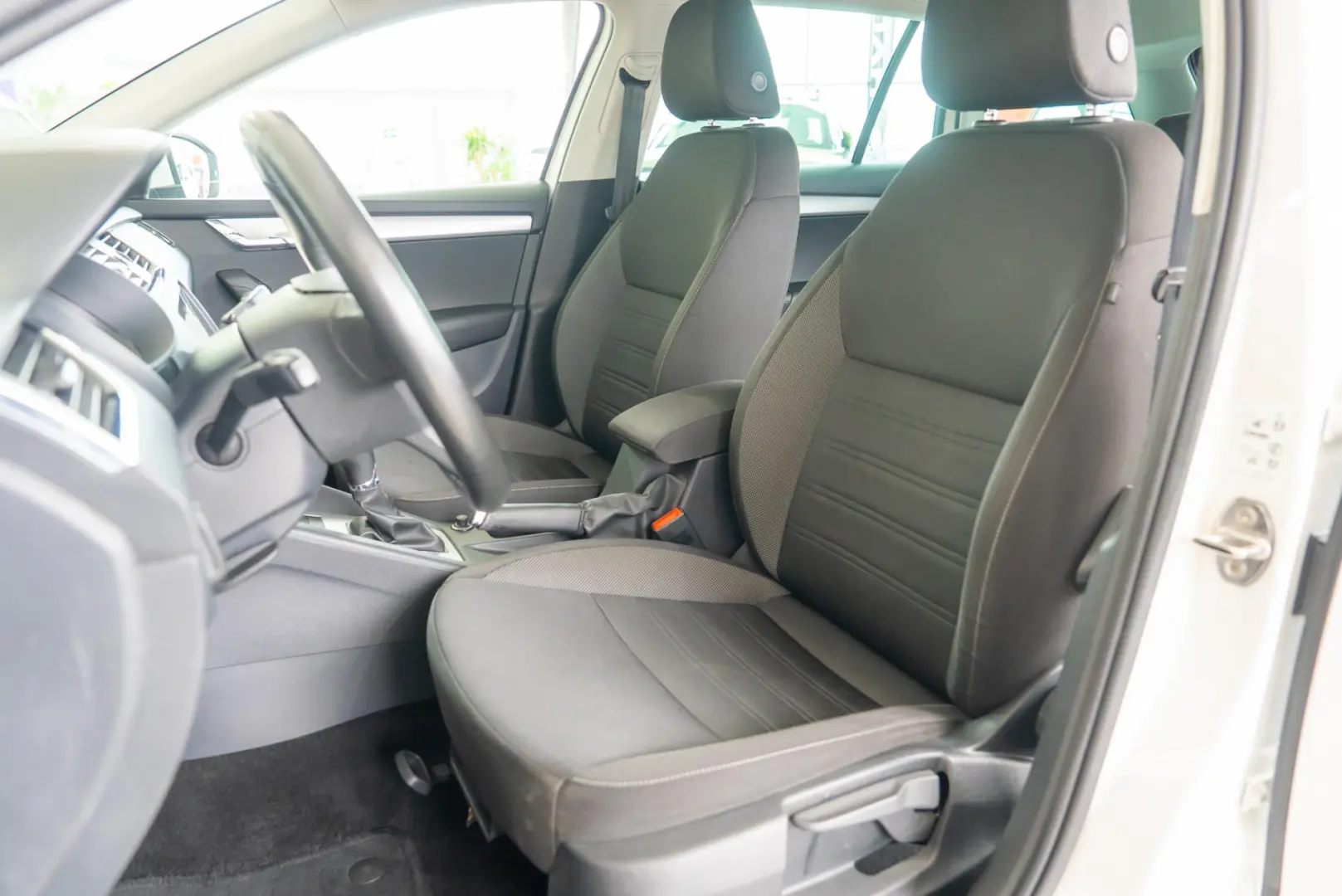 Skoda Octavia 1.6TDI DSG7 Combi 