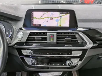 X4 xDrive20d xLine Navi. Leder. Sportsitze