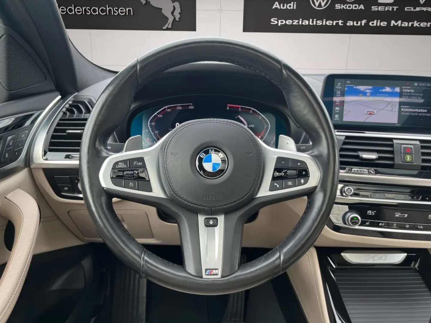 X4 xDrive20d M xLine Live-Cockpit AHK*HUD*StandH