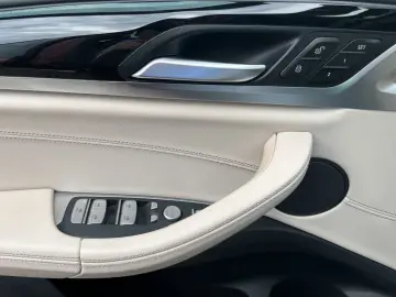 X4 xDrive20d M xLine Live-Cockpit AHK*HUD*StandH