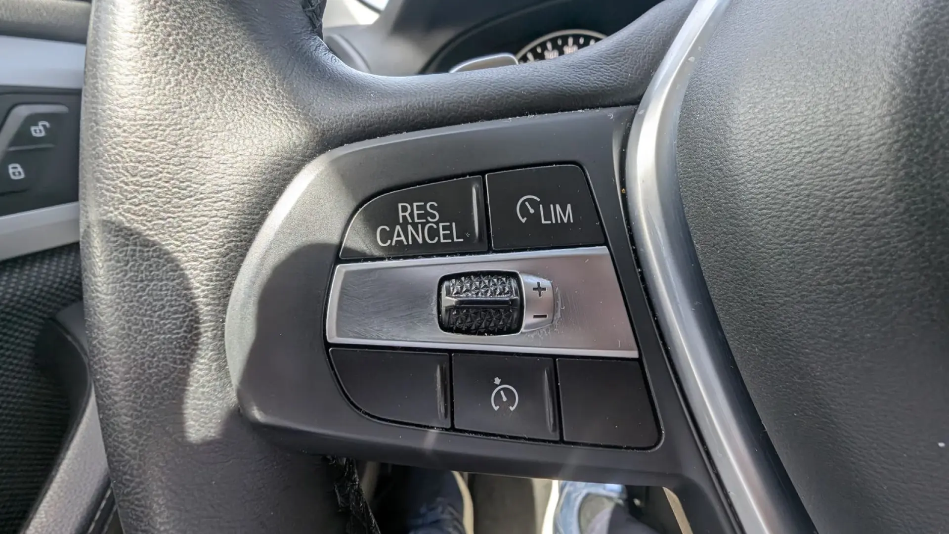 X4 xDrive20i Sports Activity AHK SHZ RFK HUD DAB