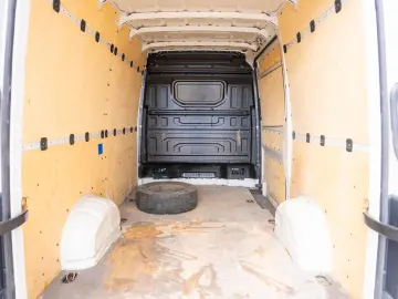 Volkswagen Crafter 2.0TDI