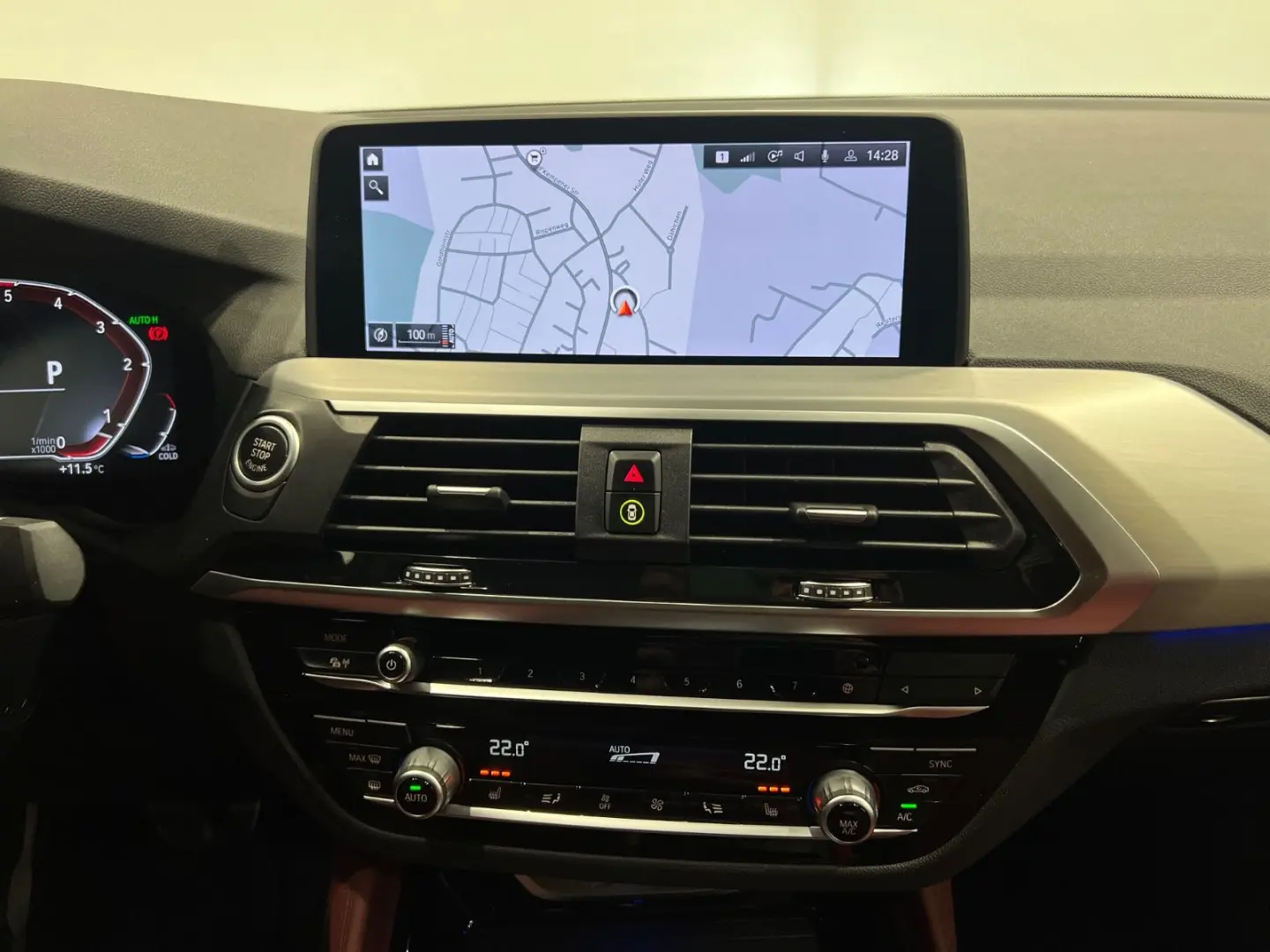 X4 xDrive 20 d M-SPORTPAKET PANO+HEAD-UP+KAMERA