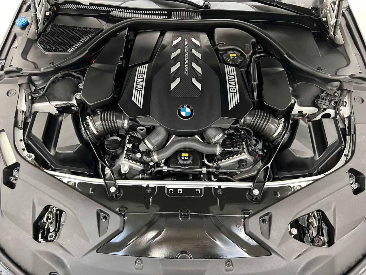 M850i xDrive Grand Coupé Harman/K Integral-Aktiv
