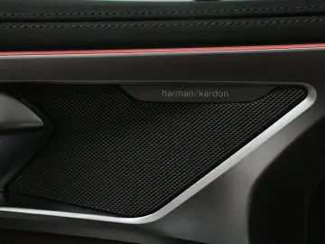 M850i xDr. Coupé Laser ACC H&K HuD LiveCockpit