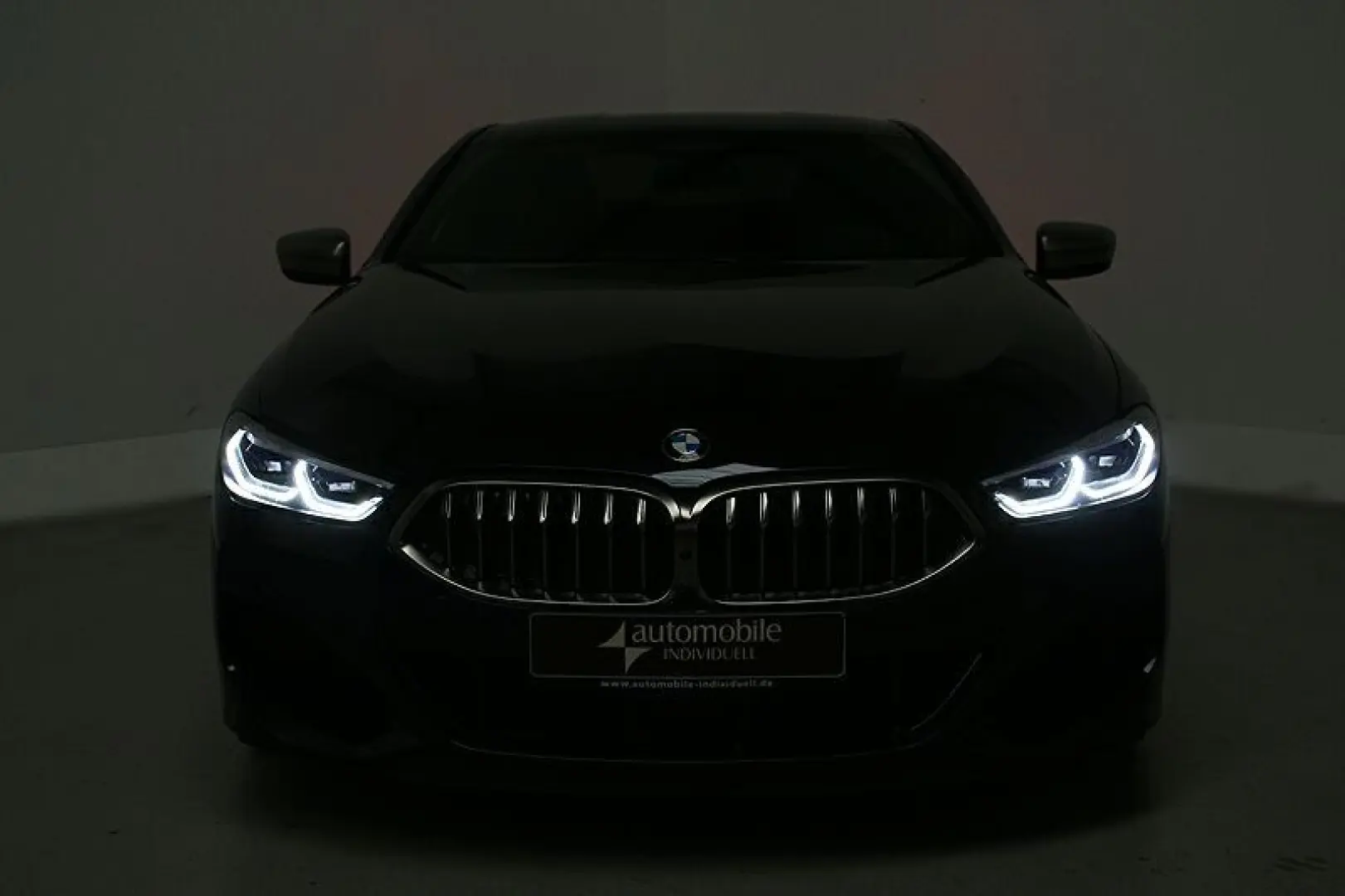 M850i xDr. Coupé Laser ACC H&K HuD LiveCockpit