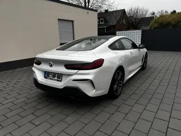 8 Coupe  xDrive M Sport  Laser HUD Leder Cam