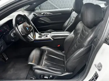8 Coupe  xDrive M Sport  Laser HUD Leder Cam