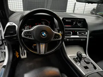 8 Coupe  xDrive M Sport  Laser HUD Leder Cam