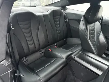 8 Coupe  xDrive M Sport  Laser HUD Leder Cam